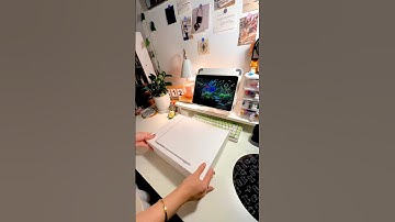 MacBook Air M4 Starlight Unboxing – Better Than M3?