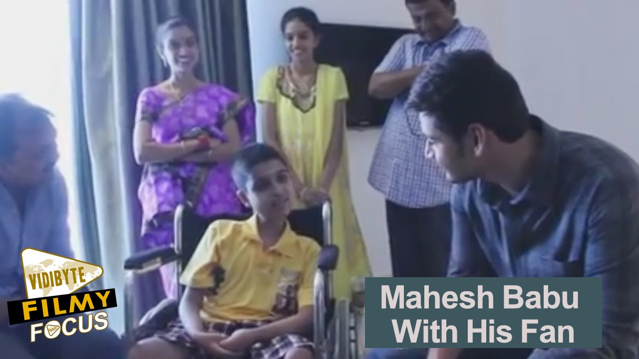 Mahesh Babu Meets His Fan Suffering With Cancer...!!!
