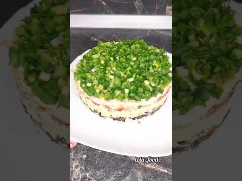 очень вкусный слоёный салат с курицей 🥗 🔥 #shorts #рецепты #салат #рекомендации