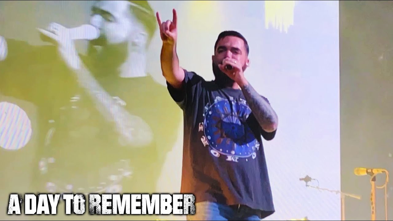 Right Back At It Again - A Day To Remember (Live - HD) - YouTube