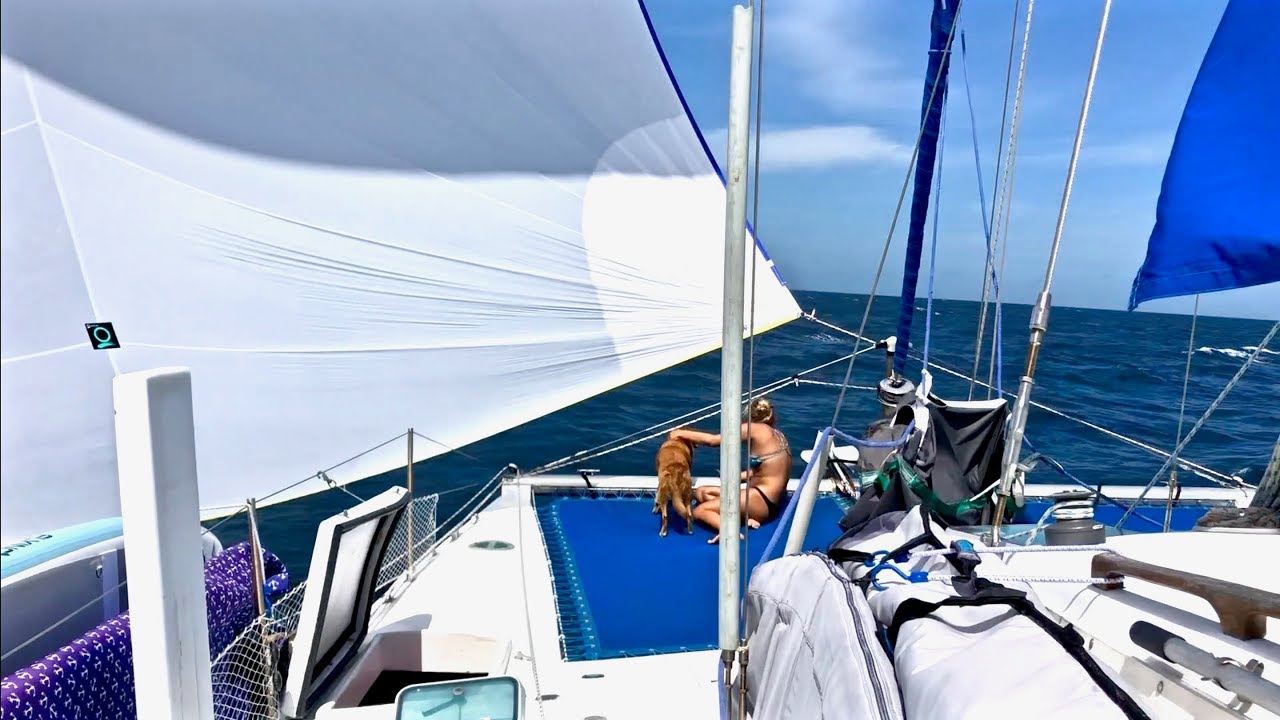 CATAMARAN SAILING: Flying The SPINNAKER!