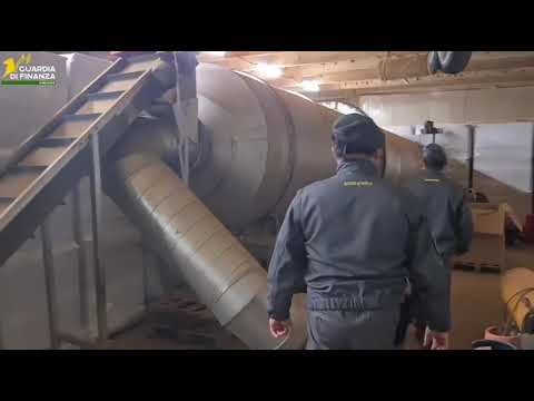 Bunker sotterraneo scoperto nel Cassinate, è la più grande fabbrica illegale di sigarette in Italia 