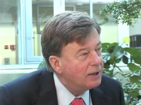 www.weforum.org 15.10.2008 Interview with Henri Termeer, Chairman, presidend and Chief Executive Officer, Genzyme Corporation, USA. New Delhi, India 16-18 November. http