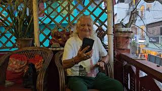 Зачем он повторяет одну и ту же ошибку? Буду ходить за тобой и злорадствовать! Махабалипурам. Индия