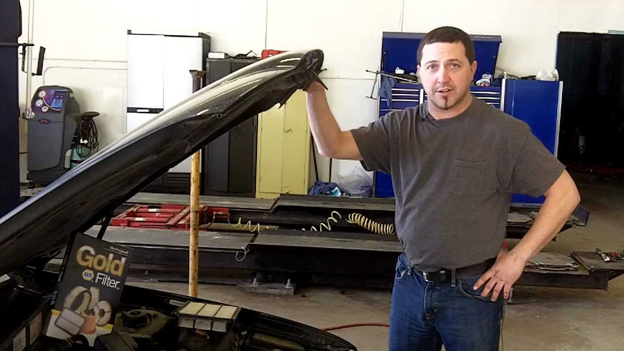 Auto Repair Dekalb | Replace Air Filter