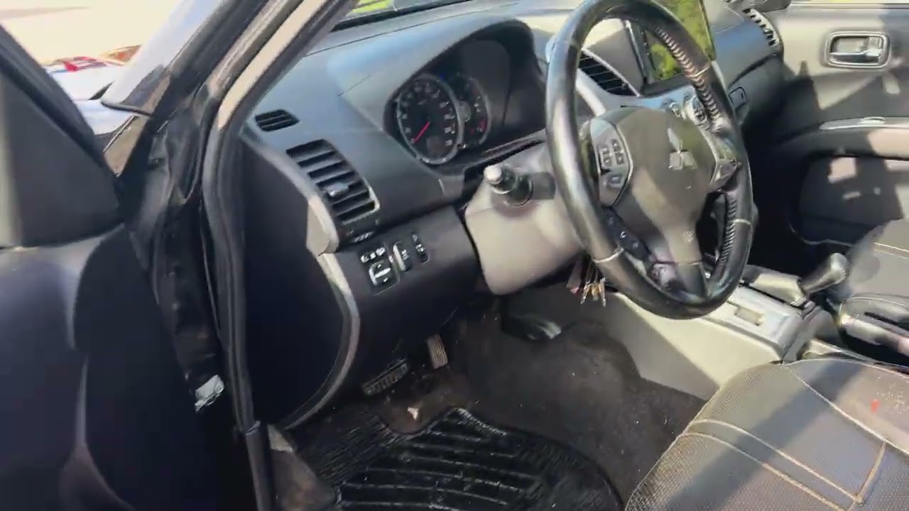 Jaktbil L200 MITSUBISHI L200