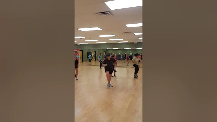 Tae Bo Advanced led by Elite instructor Lori Barnes