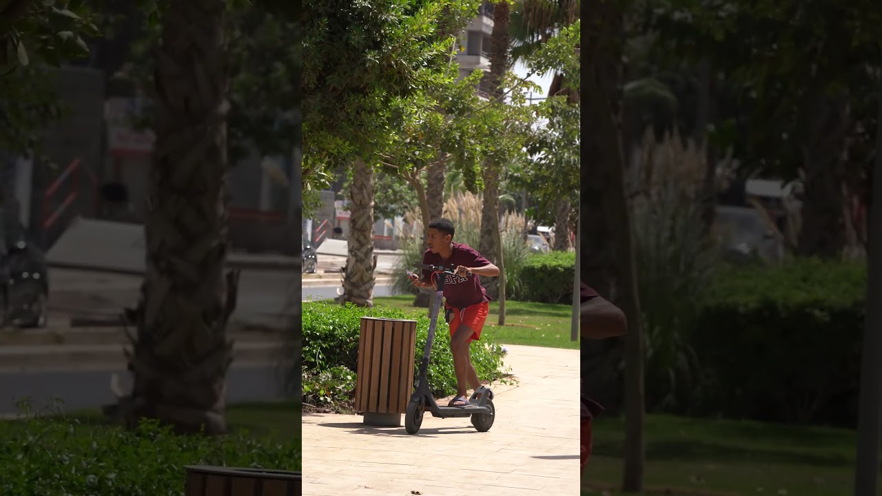 Kif jatkoum lblassa li less9na fiha sticker?