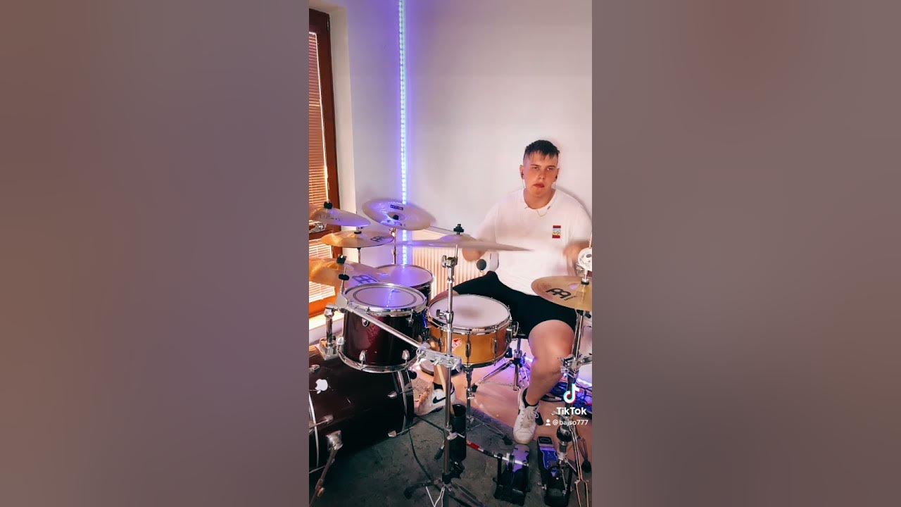 Limp Bizkit- Break Stuff (short drum cover) Limp Bizkit- Break Stuff (short drum cover)