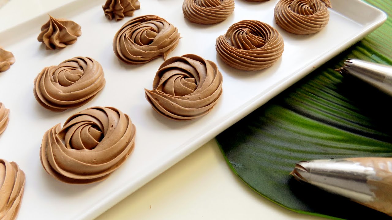 قناش الشكولاتة ( غناش مونتي بالتفصيل ) لتغليف و تزيين الكيك و الكاب كيك  ganache monté