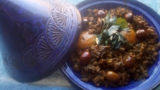البقولة او ((الخبيزة)) على الطريقة المغربية التقليدية مع اوراق السبانخ
