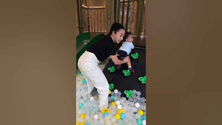 #shorts Issa wall climbing with Ibu #babyissa #nikitawilly