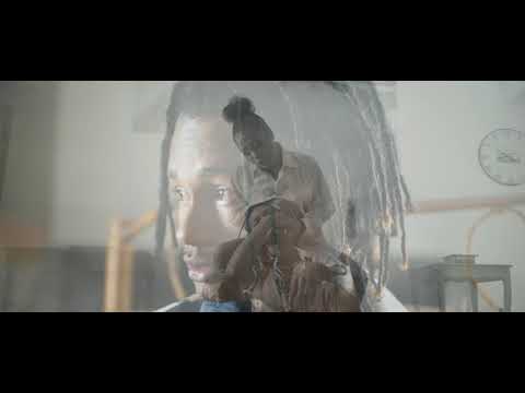 Lalie Laryss  - Mbola Ano  (Official Video)