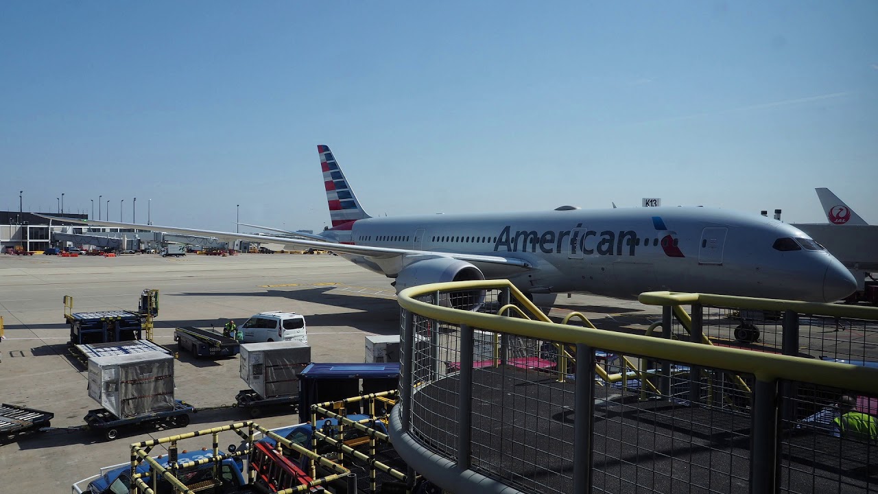 2018/08/22 American Airlines 153 Announcement: Chicago - Tokyo Narita