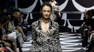 「ダイアン フォン ファステンバーグ（DIANE VON FURSTENBERG）」2014-15年秋冬コレクション