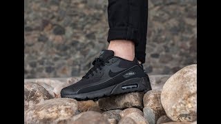 Nike Air Max 90 Essential für 112€ – Low-Cut-Sneaker in Grau, Größe 40 bis  46