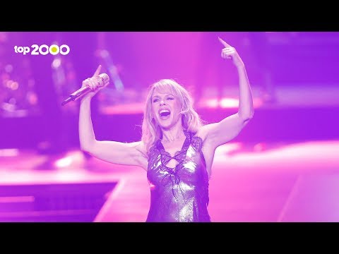 Video: Pametnejših nog od nog Kylie Minogue ni