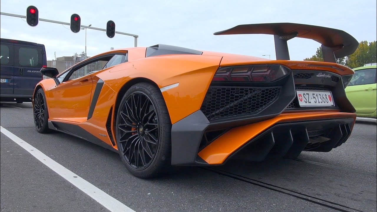 Lamborghini Aventador LP750-4 SuperVeloce - INSANE REVS!! - YouTube