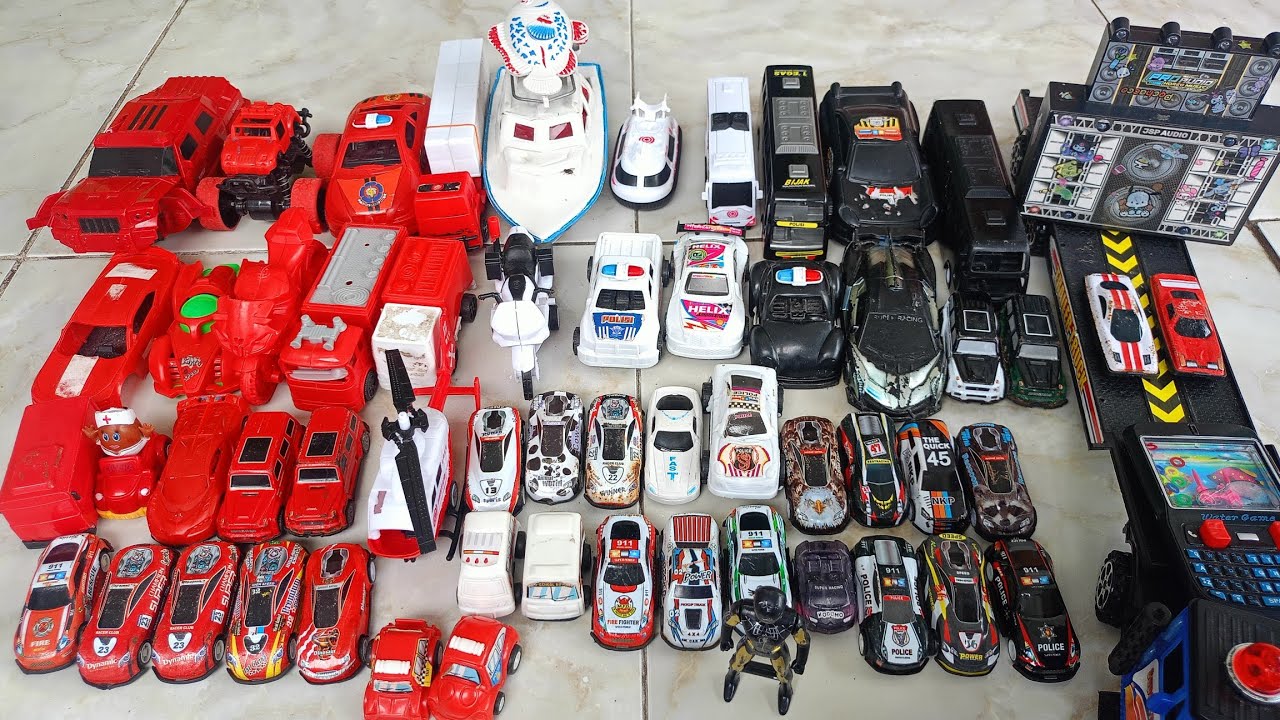 MELETUS BALON DAPAT HADIAH MAINAN MOBIL ROBOT, HELIKOPTER, KAPAL SPEED BOAT, TRUK, BUS, MOTOR DLL