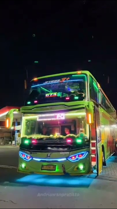 Bus Gunung Harta stobo di hijau lampu diskon