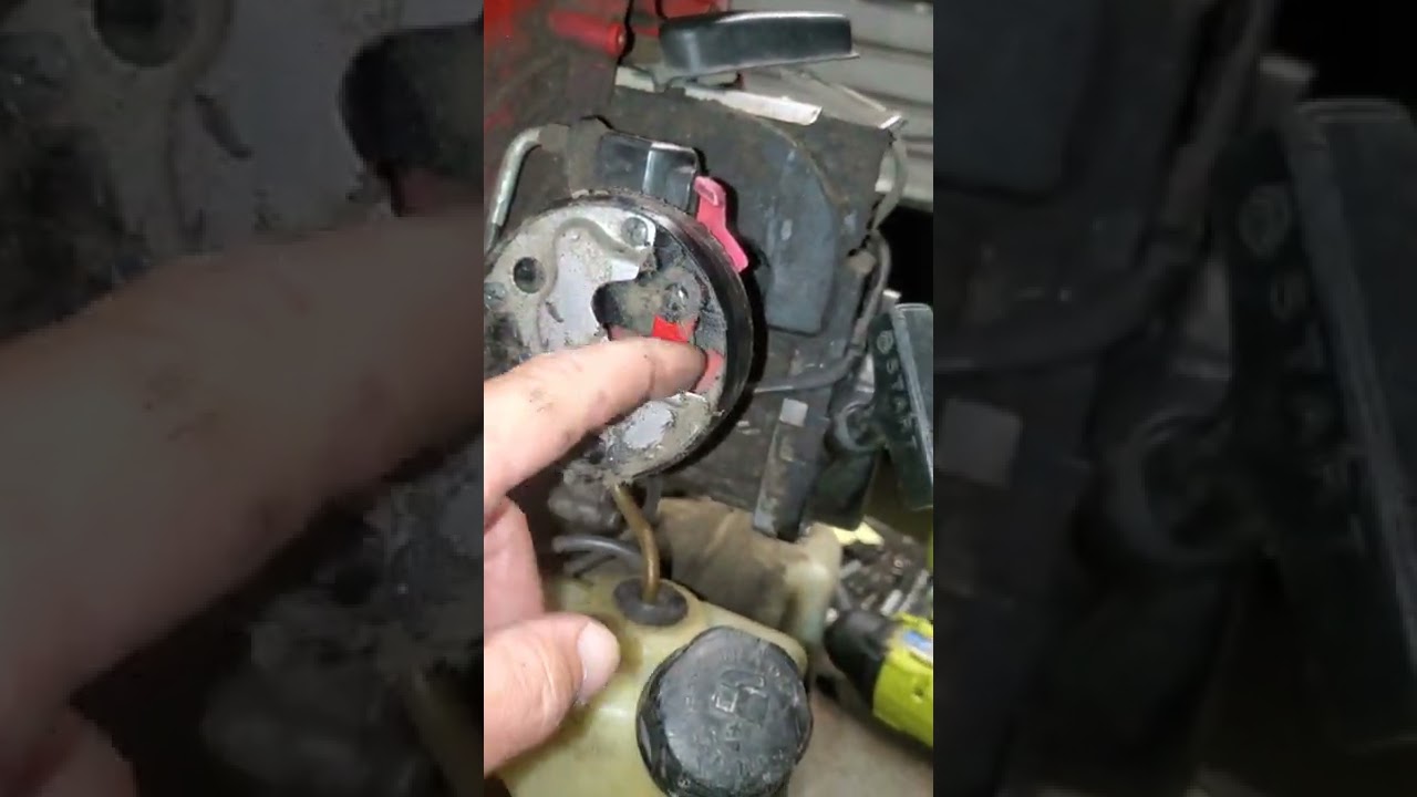 Redmax EBZ 8500 air filter disintegration - engine contamination