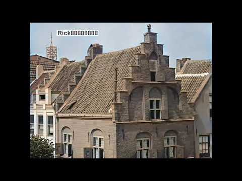 The picturesq Dutch town of Zaltbommel in 1921 in color! [A.I. enhanced & colorized]