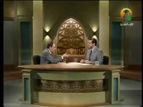 معنى م ت ك ئ ين ع ل ى ف ر ش ب ط ائ ن ه ا م ن إ س ت ب ر ق