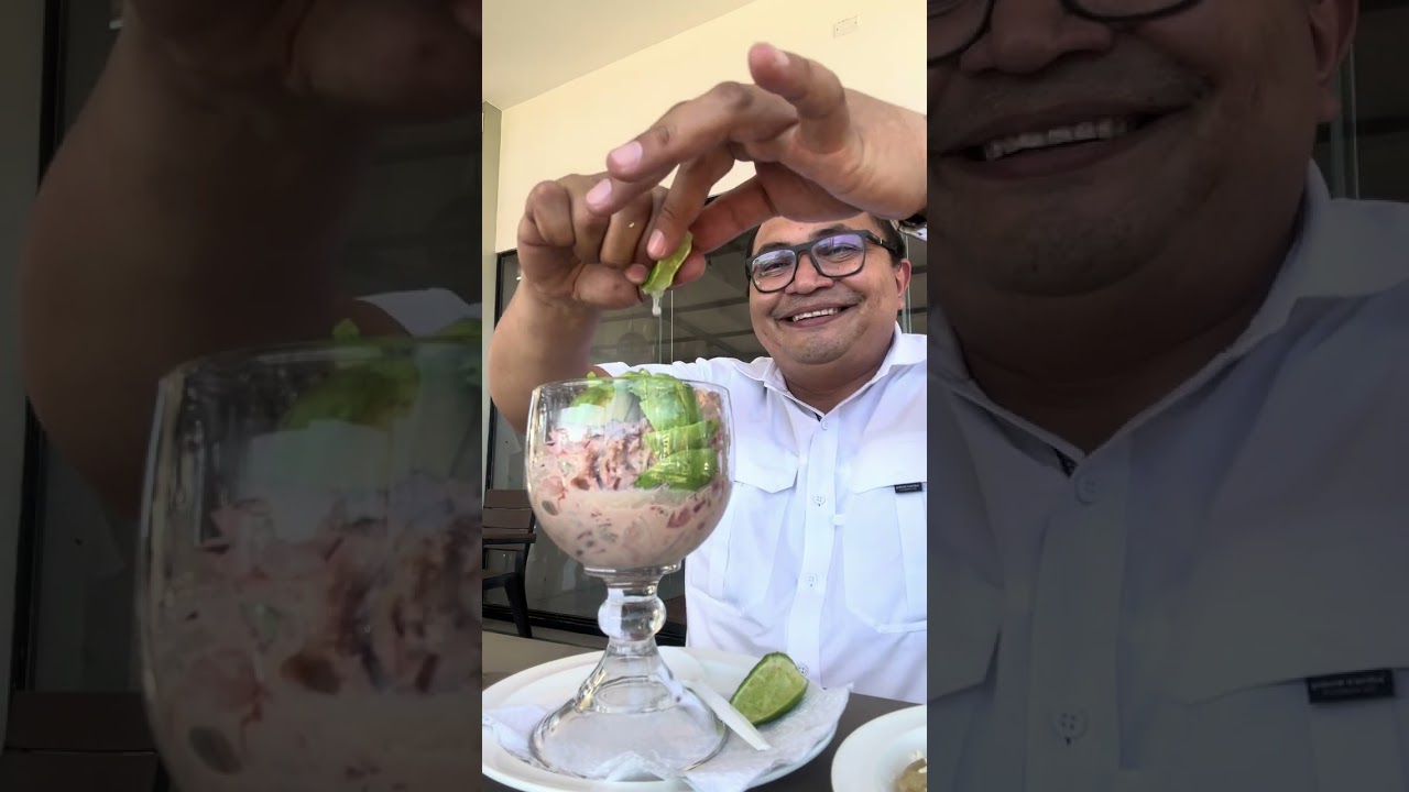 Cóctel de Camarón en Salsa Rosada en Ceviches Baldizon, Puerto de La Libertad .