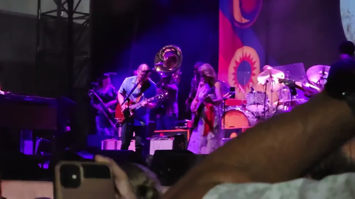 "Do I Look Worried" Tedeschi Trucks Band 2022-06-24 Daily's Place, Jacksonville, FL