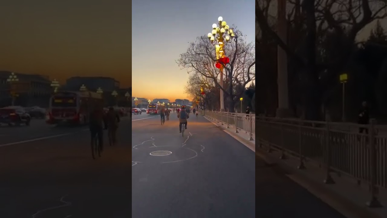 Red lanterns on the streets of Beijing北京街頭的紅燈籠