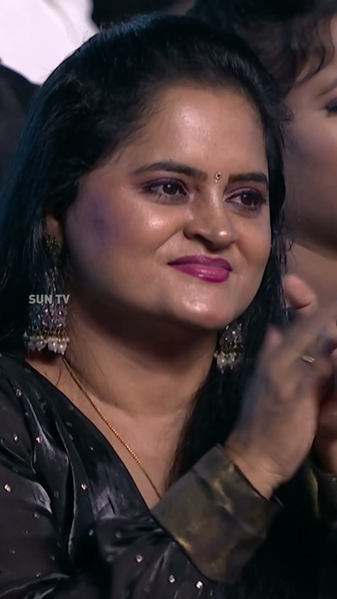 Kayal \u0026 Ezhil’s Award-Winning Moments ?❤️ | Sun Kudumbam Virudhugal 2025 | Sun TV