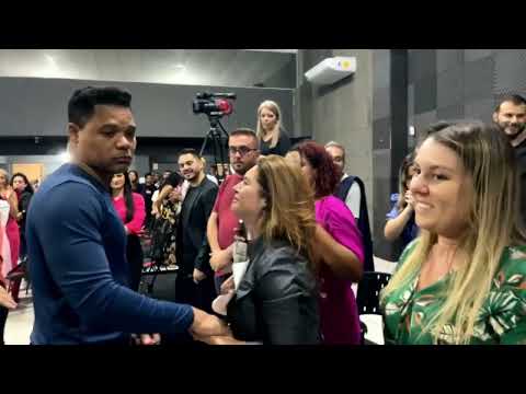 Estou Vendo A Foto Da Secretária Que Tirou Teu Marido | Tony Calado
