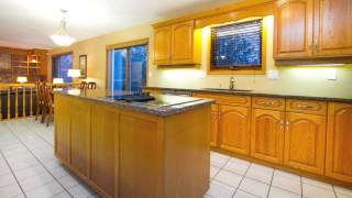 35 Hookway Cres, beautiful Charleswood estate presented by Realtor Scott Moore