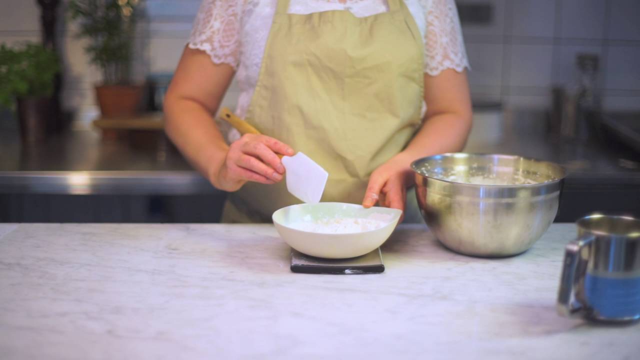 Baka en en perfekt tårtbotten med Kungsörnen