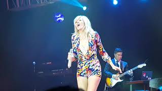 "Out Of The Blue" by Debbie Gibson Live @Mall Of Asia on September 15,2018
