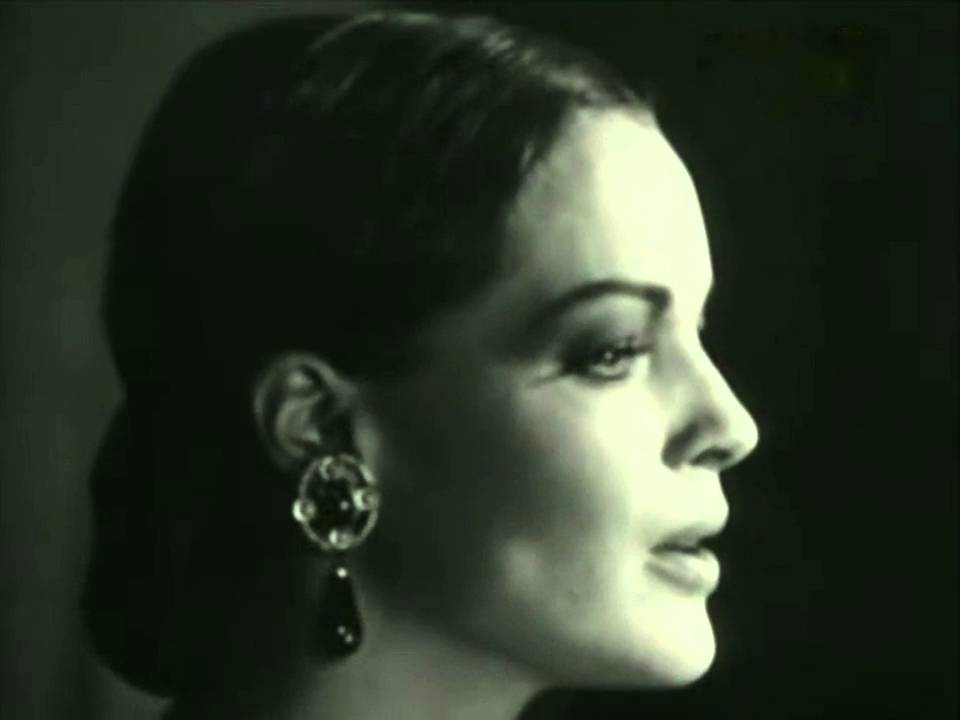 Romy Schneider & Michel Piccoli - La Chanson d'Hélène - YouTube