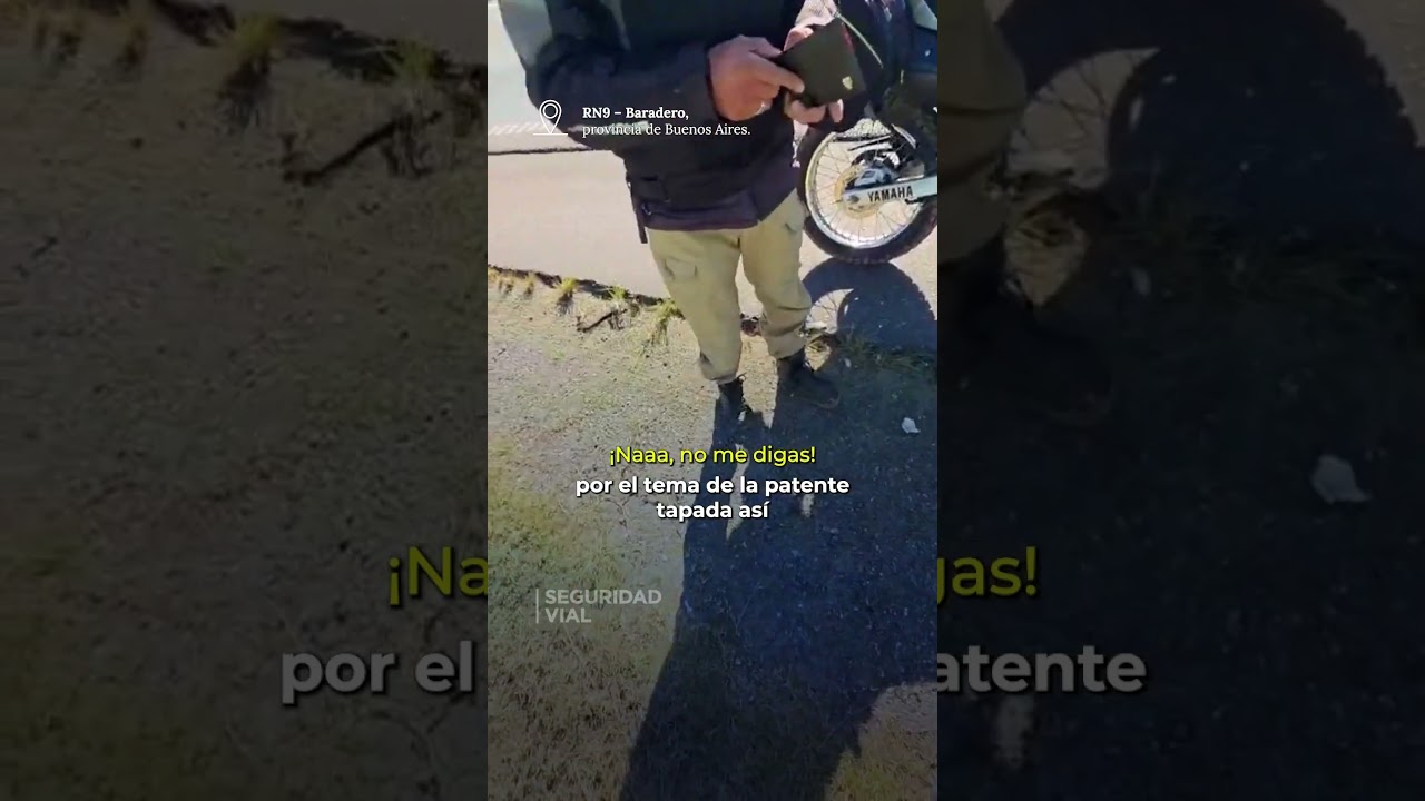 VIVEZA DETECTADA: LA ANSV SANCIONÓ A MOTOCICLISTA QUE OCULTABA LA PATENTE CON CINTA ROJA Y ADHESIVOS