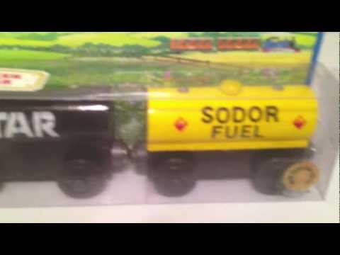 Tar Tanker & Fuel Car - A Thomas The Tank Engine & Friends Wooden Railway Toy Review - Rare Retired