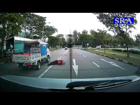 Man dash across road and get knocked down by a lorry