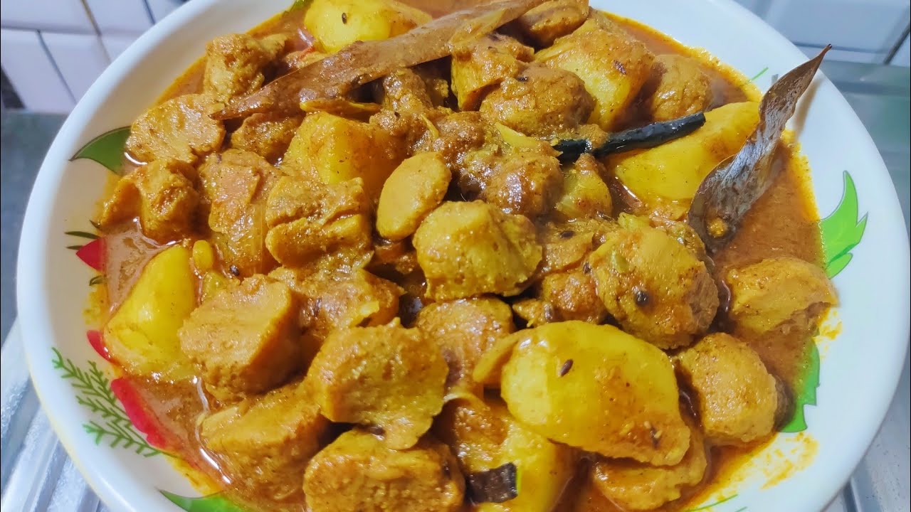 Aloo Soyabean Curry RecipeAlu Soyabean Recipe In BengaliBengali Style