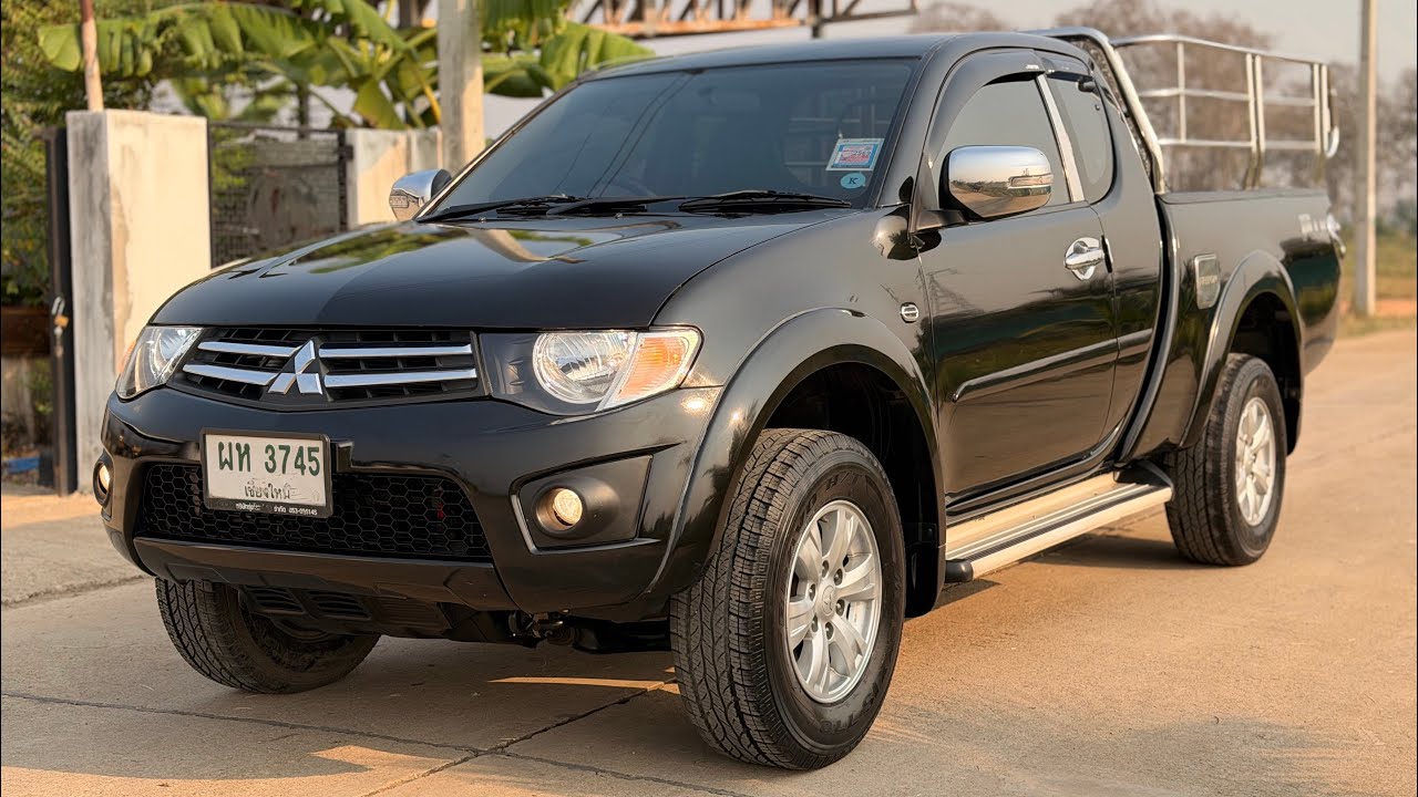 Mitsubishi Triton 2.5 Plus ดีเซล เกียร์ธรรมดาปี56/2013ราคา 198,000.- ✨