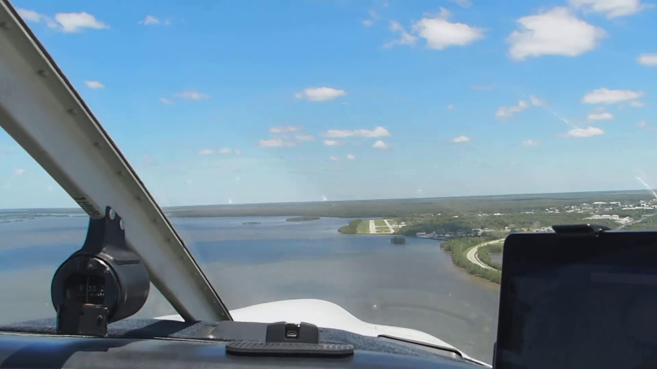 Landing at Everglades Airpark