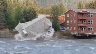Alaska house collapses