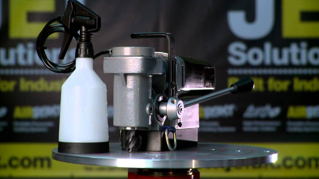 LOW PROFILE PORTABLE MAGNETIC DRILLING MACHINE