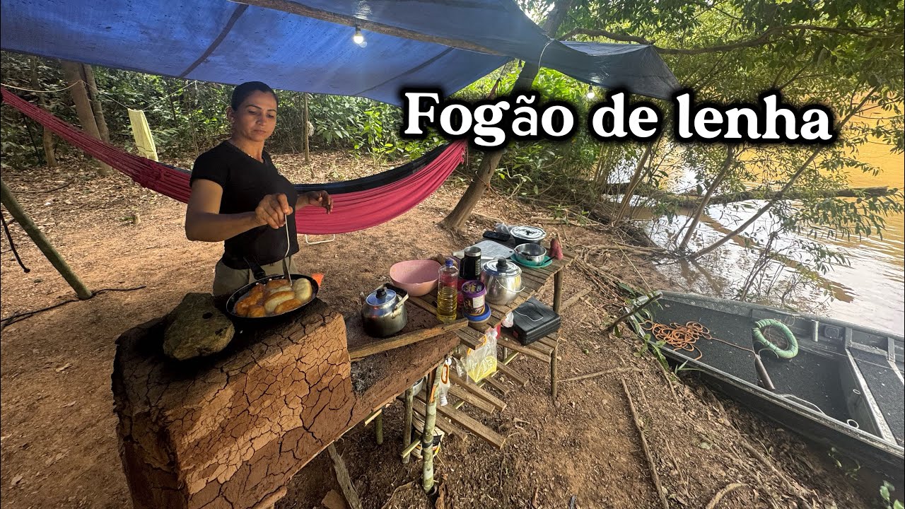 Subindo as correnteza do rio São Pedro acampamos no meio da selva  peixes ￼ e um fogão de lenha⛺️🎣