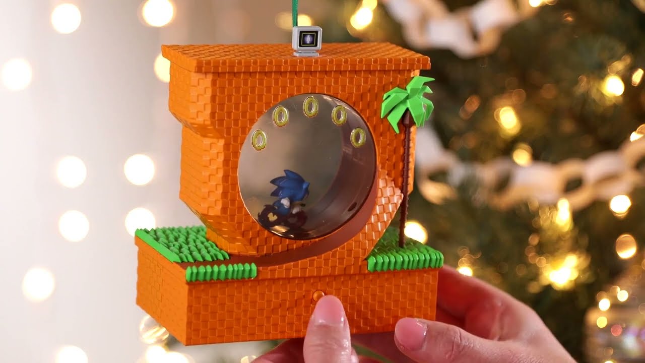 2024 Sonic the Hedgehog Sonic Collecting Rings Hallmark Christmas 