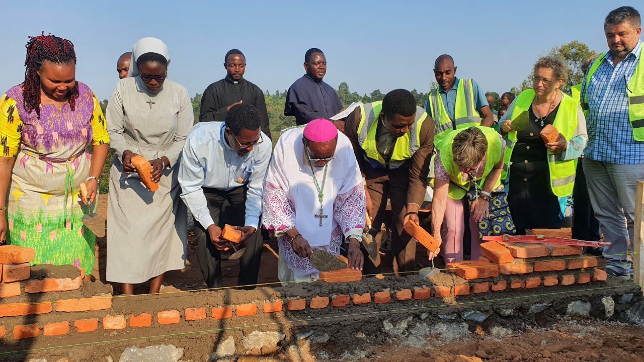 CYANGUGU: I MURURU DIYOSEZI IRI KUHUBAKA CENTRE IZAFASHA ABANA BAVANWA ...