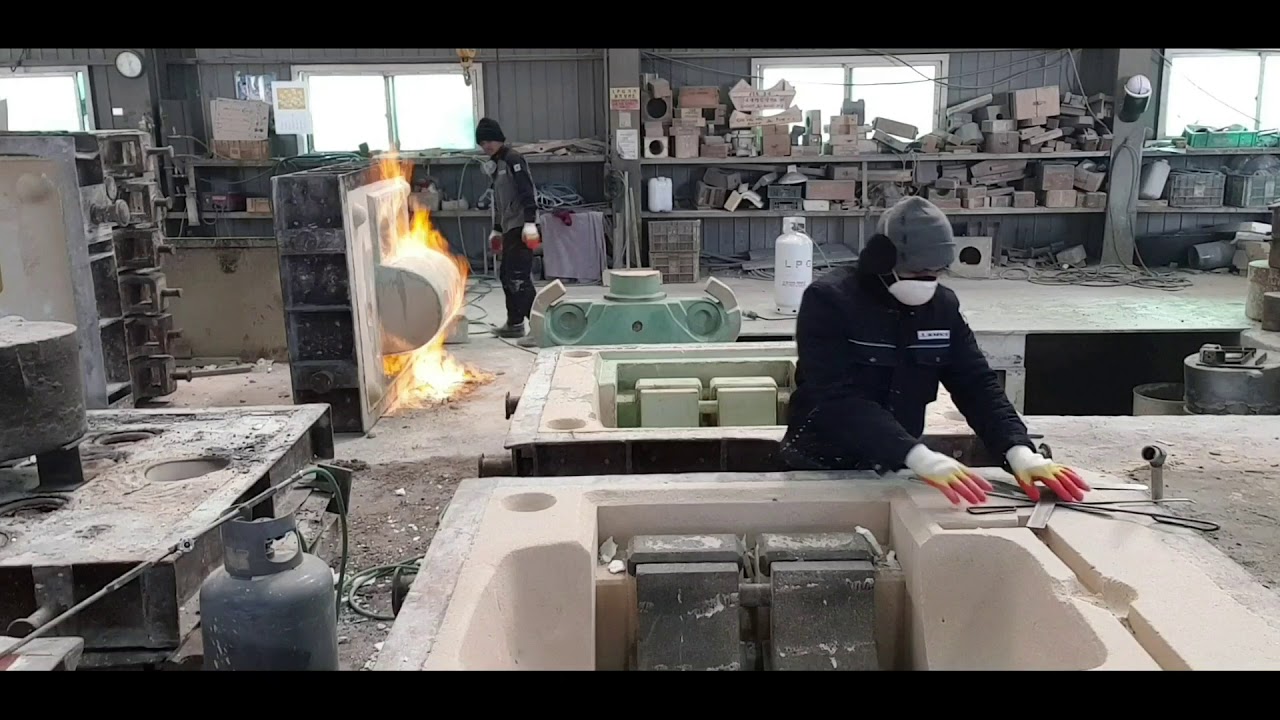 Metal casting process part 2 - YouTube