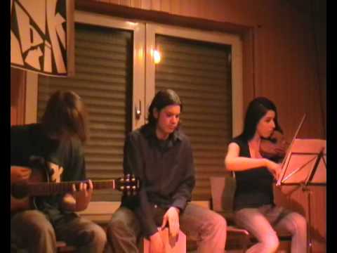 Glowing Wines - "Try To Make You Happy" unplugged (14.03.2009)