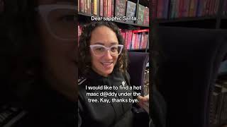Dear sapphic Santa... @SachaBlackAuthor